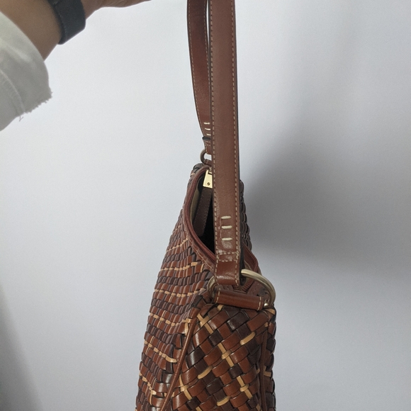 Genuine leather, wicker style bag. - Picture 3 of 4